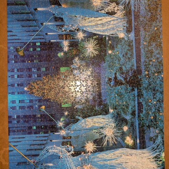 21 1/2" x 27 1/2" Angelic Illuminations 1000 Pc Golden Gallery Puzzle Complete - Picture 7 of 7